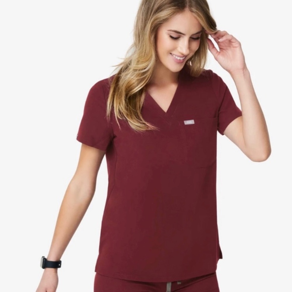 FIGS Catarina Scrub Top Burgundy Red Single Pocket Size Medium
